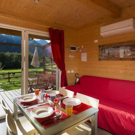 Wooden Chalet In With Shared Pool La Salle