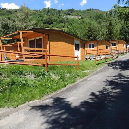 Wooden Chalet In With Shared Pool La Salle