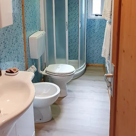 Wooden Chalet In With Shared Pool * La Salle